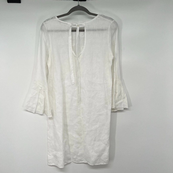 Luisa Perla Mini Dress Sz M White Embroidered Bell Sleeves Round Neck Keyhole - Picture 3 of 9